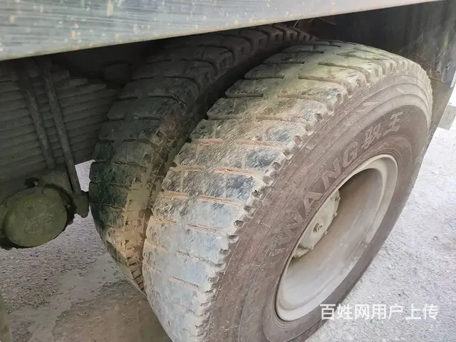 出售20年5.6米红岩金刚后八轮自卸车380马力 - 图片 6