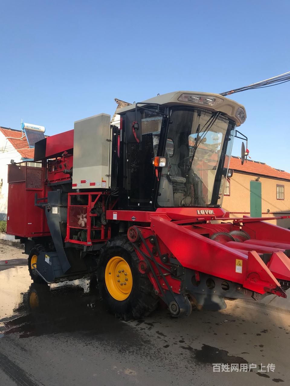 转20款雷沃玉米收割机