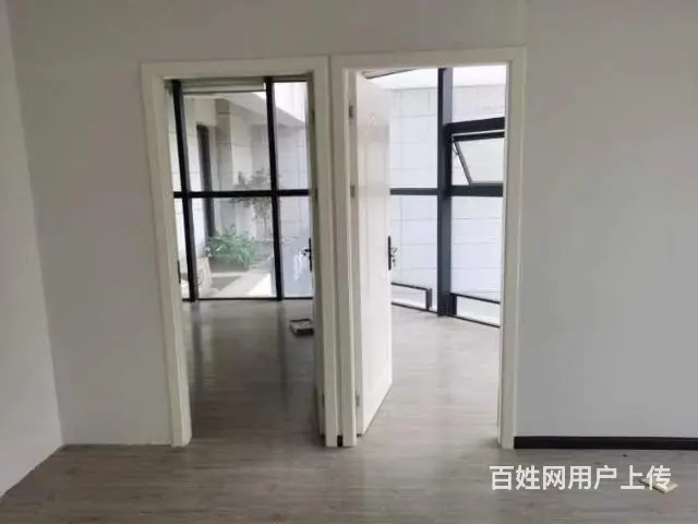 大理下关洱海边
一线海景一至二层跃层商铺出租 - 图片 5