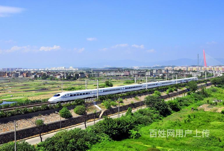 巴中d牛年风驰电击招高铁乘务员