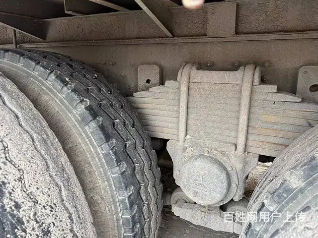 出售16年重汽豪沃后八9.6高栏重体 国四排放 - 图片 7