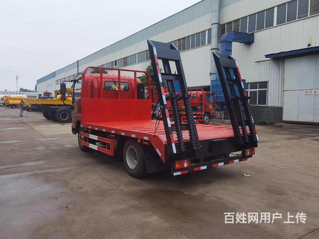 蓝牌国六4.2米挖机平板拖车 蓝牌挖机拖板车 新车售后无忧的图片