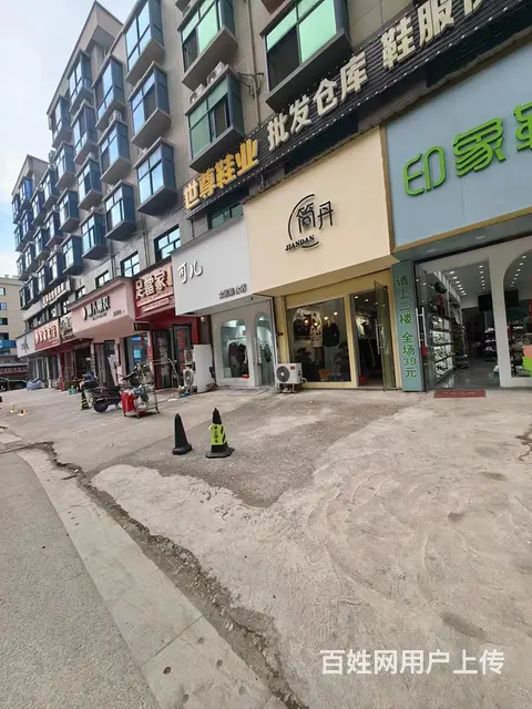 房东直租！永康花川工业区商贸购物中心美食城旁店面出租 - 图片 2