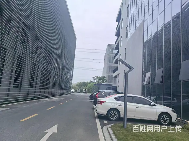 惠民开发区一栋三层8000平，消防喷淋，一楼层高6米，产证齐 - 图片 1