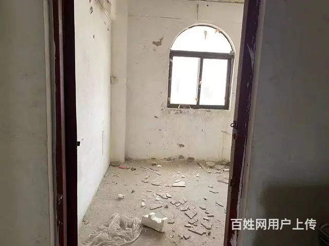 【搞定了！】鸿发大厦前栋中梯三层至七层 普通住宅1厅 毛坯 - 图片 2