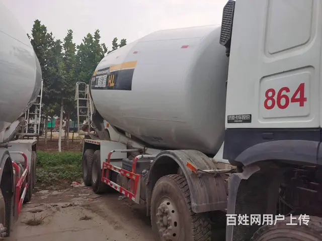 19年二手豪沃大20方搅拌车  唐鸿上装 手续齐全 - 图片 6