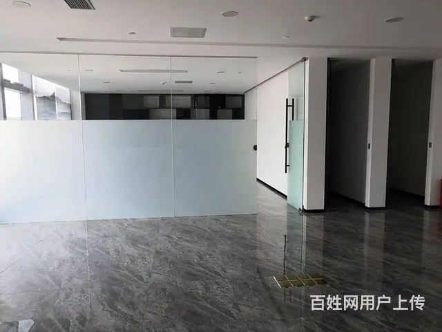 珠海拱北 仁恒滨海中心 超高端海景办公 150-2000㎡租 - 图片 5