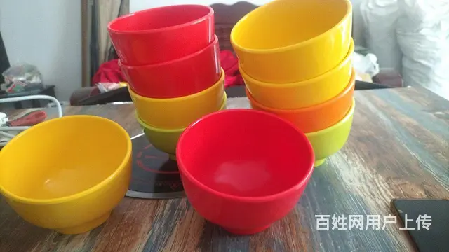 牛肉火锅店关门了，店铺里面的东西便宜卖了 - 图片 2
