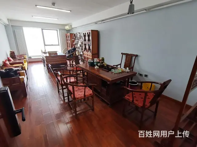 群力 地铁口 财富中心 高区 使用600平 精装修 框架结构 - 图片 9