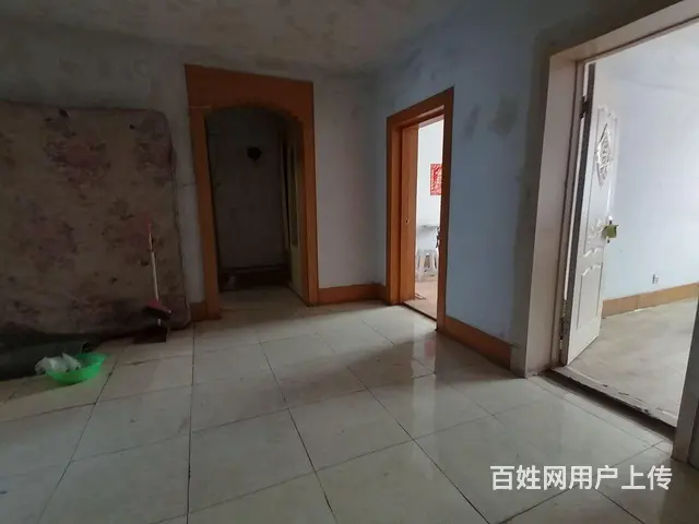 超级便宜新华小学附近四楼77.6平两室一厅双阳格局简单装修 - 图片 7