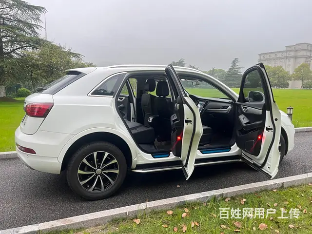 众泰SR7 2017款 1.5T 手动 魔方之门版 - 图片 8