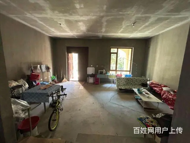 群力翠湖天地别墅 500米 毛坯好位置 带车库可贷款750w - 图片 1