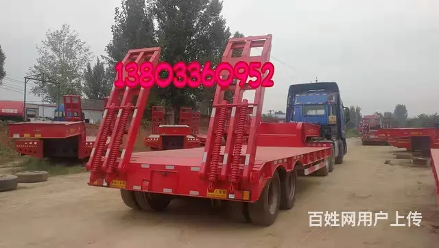 出售钩机挖掘机拖板车 - 图片 1