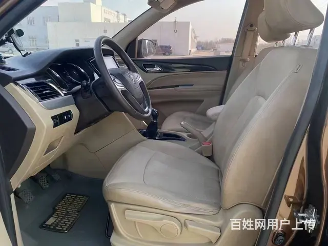 宝骏730 2014款 1.8 手动 舒适型7座 - 图片 4
