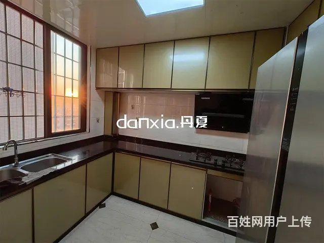 龙池圣.地亚哥 精装三房 高层视野好  直达车库 进出方便 - 图片 9