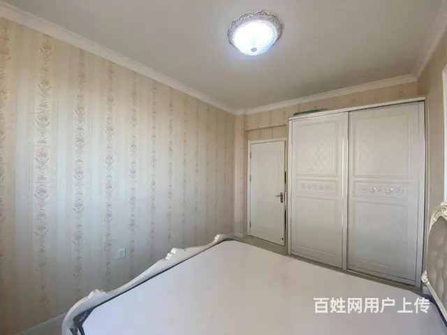 海罗翡翠蓝湾 电梯100平两室不边不道 支持贷款 可议 - 图片 8