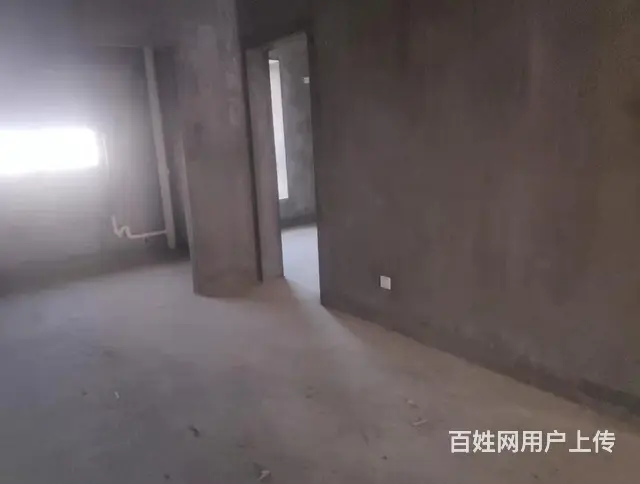星雨华府四室两厅一厨两卫一阳台毛坯房出售 - 图片 2