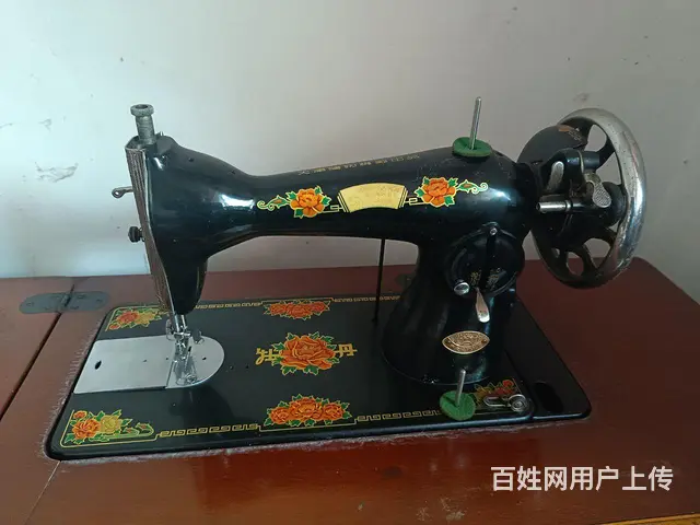 老式牡丹名牌缝纫机 - 图片 1