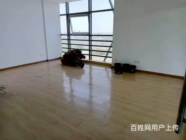 高铁站地铁口110平高层南向纯办公欢迎看房 - 图片 1
