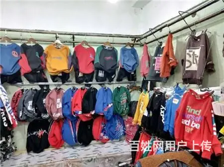 天津街万里购物广场B座一楼半摊位档口出兑 - 图片 2