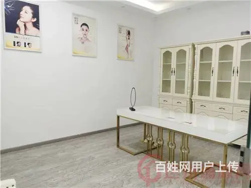 （达州铺源网）渠县东城半岛揽月庭小区大门口400㎡旺铺出租 - 图片 9