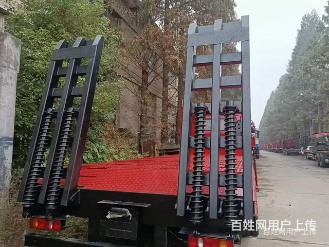 拉200挖机平板运输车 可加货箱 - 图片 4