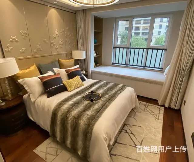 易买得商圈 浦西玫瑰园 83平3房 11号线地铁口 繁华地段 - 图片 4