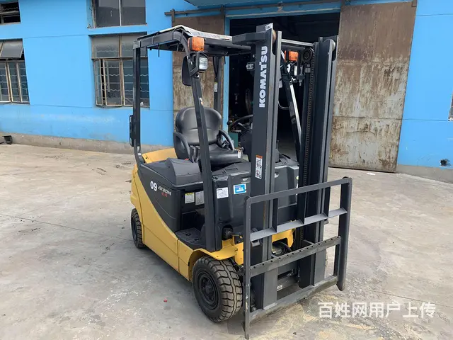 个人小松四轮驱动电动叉车 小体积0.9吨二手叉车 - 图片 4
