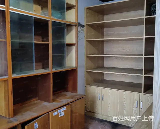 （达州铺源网）市内马蹄街临街二楼100㎡空铺出租 - 图片 2