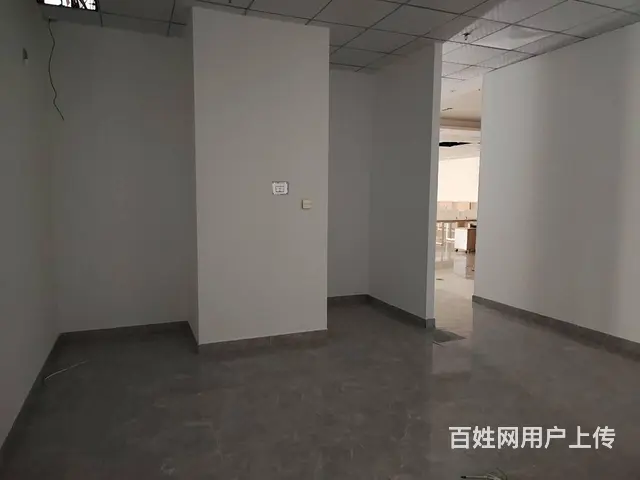 珠海市中心 一楼独立门面的甲级写字楼 蓝海金融 461㎡急租 - 图片 7