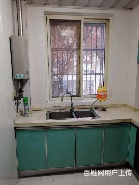 蓝天花园一期(钟楼) 普通住宅2厅 中等装修 - 图片 1