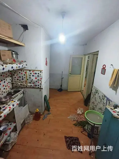 【东方红二中】3楼，47平，阳台不算面积，简装 - 图片 3