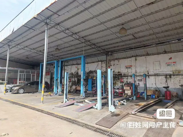 二手小车提升价。有四柱的。也有2柱的。货在大伦镇。 - 图片 1