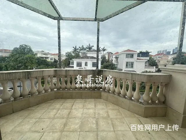 业主只租广东本地人 外地人一律不租 中空厅五个套房 - 图片 10