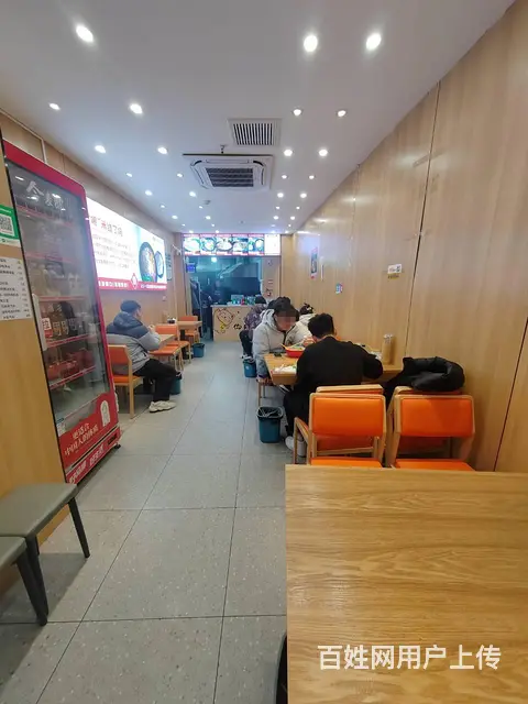 东北大学附近临街营业中米线餐饮旺铺整体出兑，面积40平米 - 图片 4