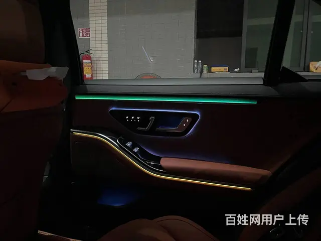 美规奔驰S500升级主动式氛围灯，提升车内氛围 - 图片 5