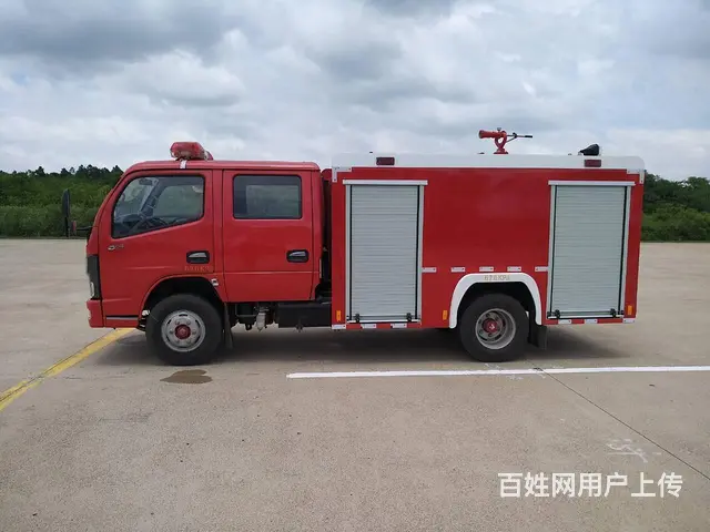锐铃2吨水罐消防车（全柴）大量现车欢迎来电咨询 - 图片 3