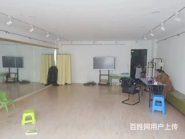 （淘铺铺免费推荐）昆山周市萧林东路盈利中的铺子转让 无行业限 - 图片 4