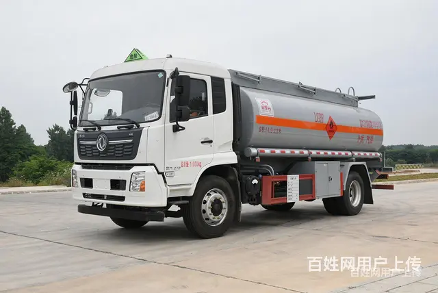 青海海东天锦小三轴前四后六10吨油罐车14.9方运油车厂价直 - 图片 1