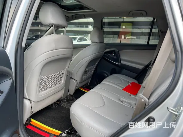 丰田RAV4 2010款 2.4 自动 豪华升级版 - 图片 9