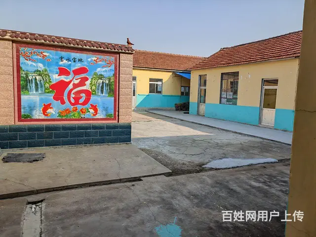 100平米仓库厂房出租，带院子 - 图片 1