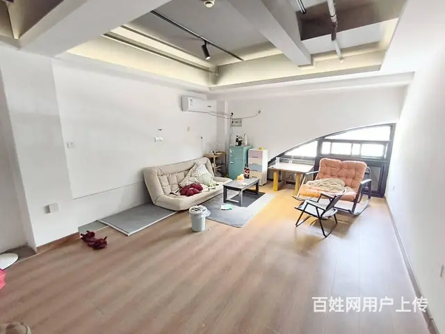 【福铺】宝龙广场进出口沿街|分租门头二楼35平 - 图片 6