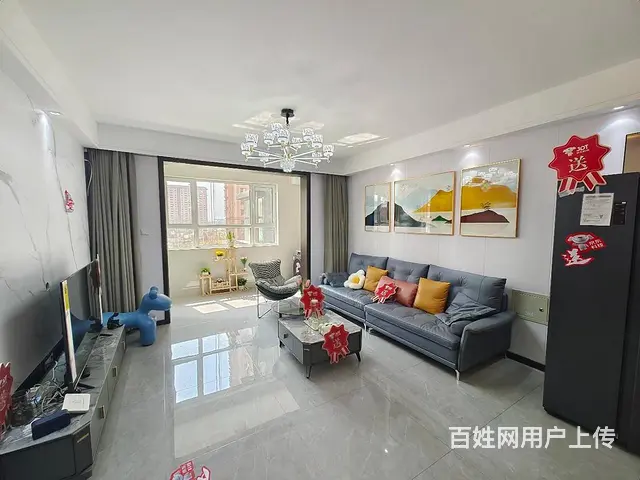 星河湾  可贷款 121平 70万 - 图片 1