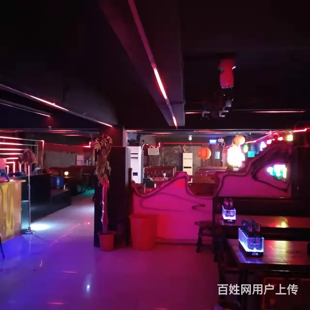 黄冈市黄州区学生街260平酒馆转让 - 图片 4