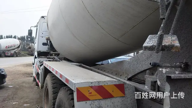 出售二手11年豪沃搅拌车 大12方 重汽发动机 - 图片 4