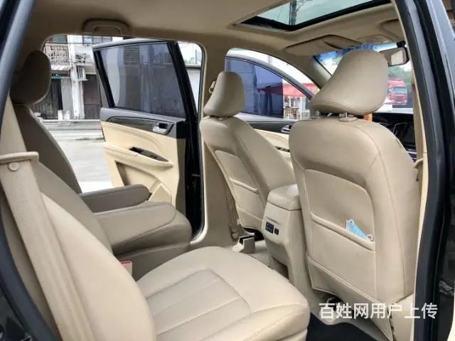 宝骏 宝骏730 2016款 1.8 序列变速 豪华型7座 - 图片 6