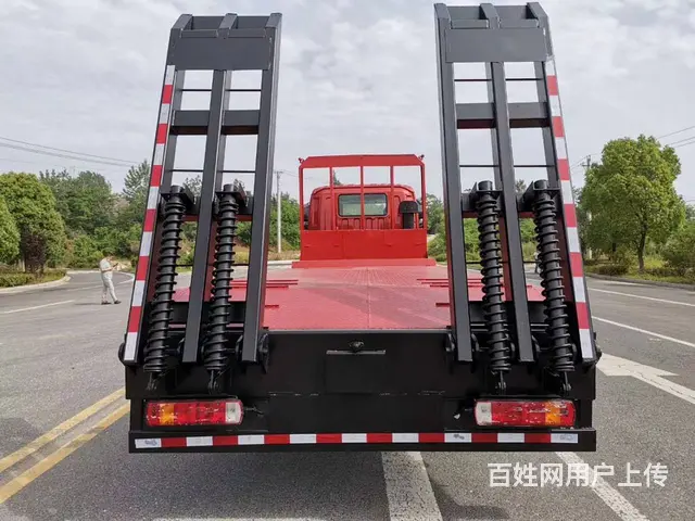 国六福田欧曼前四后八平板车　33吨钩机拖板车　厂家 - 图片 5
