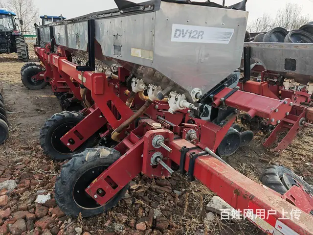 出售凯斯12行播种机.可播大拢密大6.玉米黄豆都可 - 图片 3
