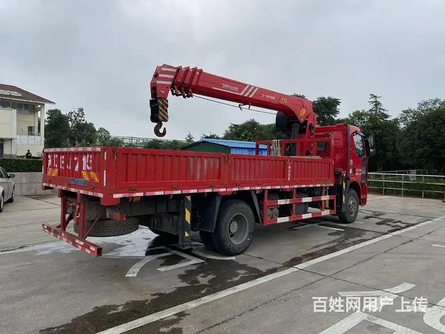 三一8吨4节臂随车吊 - 图片 7