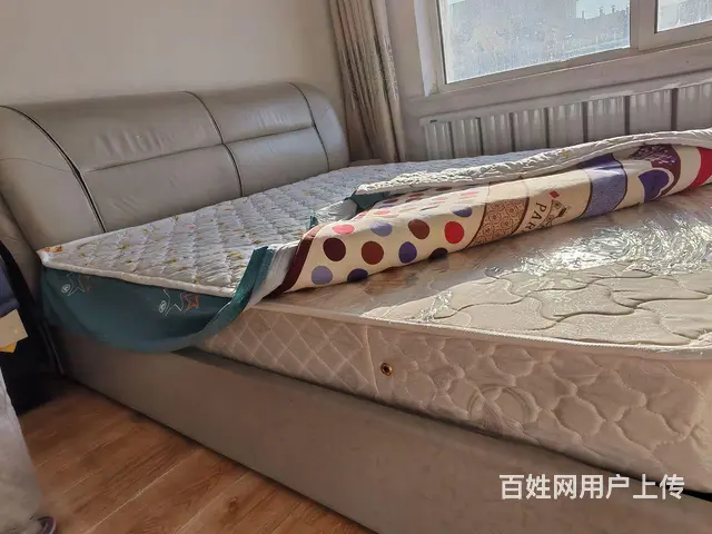 【搞定了！】出售99成新席梦思双人大床 - 图片 1